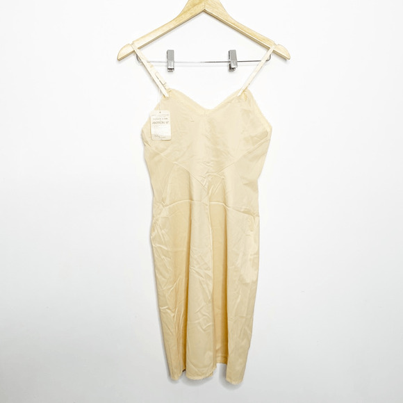 VTG 70s 80s Vanity Fair Nylon Tricot Slip Antron III WOMENS 32 S NWT DEADSTOCK - Picture 6 of 9